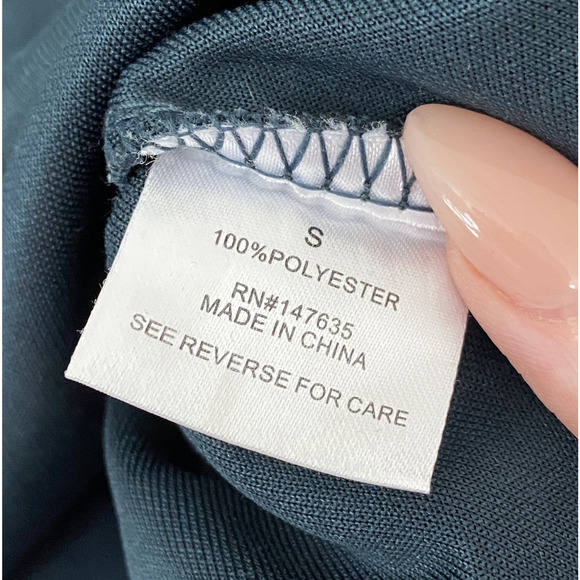 Romeo & Juliet Hunter Green Ruffle Long Sleeve Knit Round Neck Sweater S - Picture 5 of 9